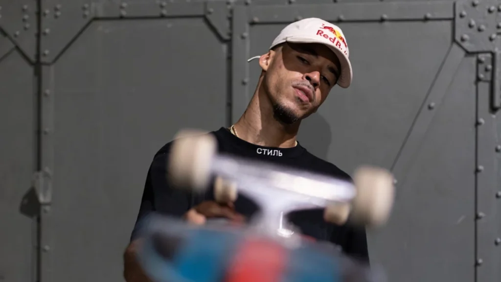L7NNON lança "Procedimento de Rua" no programa NOVA da Podpah