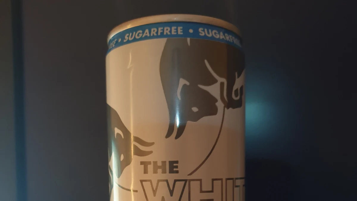 Red Bull lança The White Edition Sugarfree no Brasil