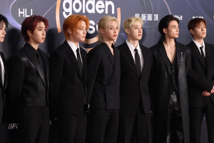 Stray Kids