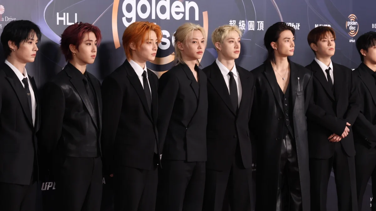 Stray Kids